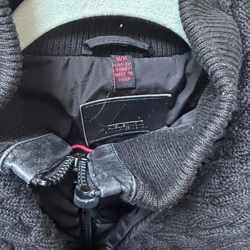 RUDSAK Black Quilted Puffer Jacket Size Medium - Picture 10 of 10